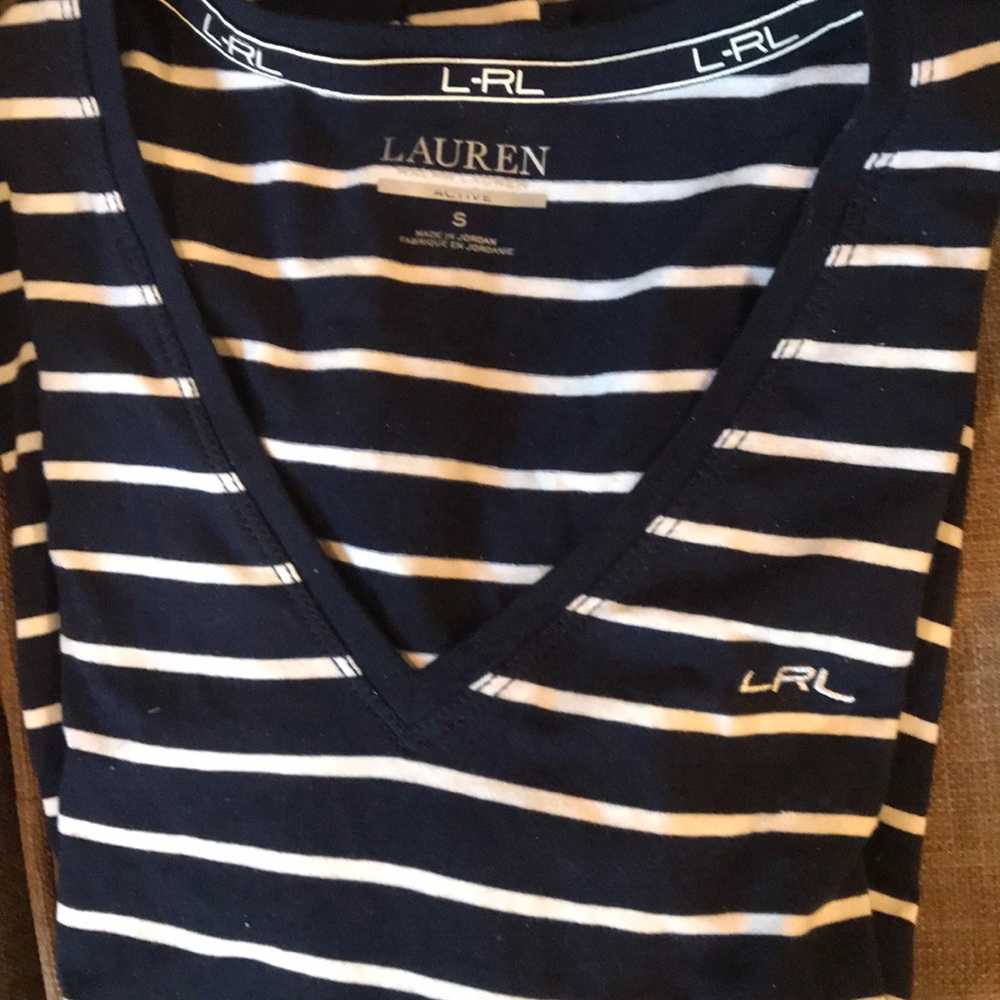 Long sleeve vneck